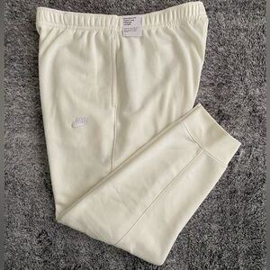 Men’s Nike Sweatpants, NWT